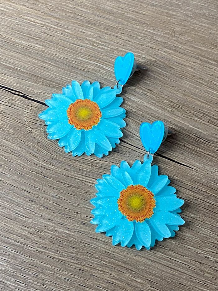 Boucles d oreilles acrylique fleurs - photo numéro 2