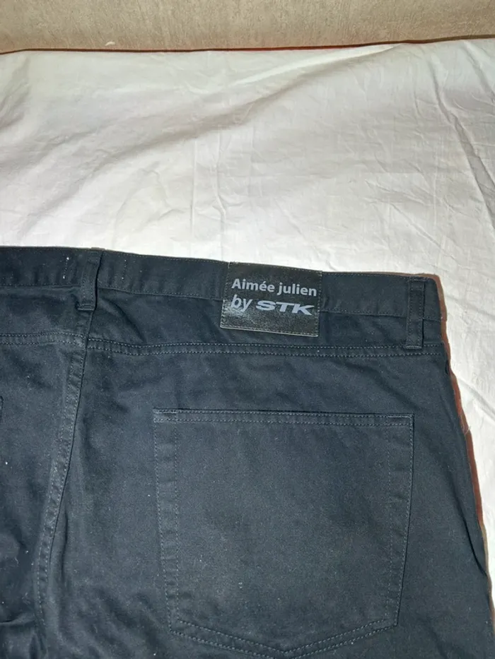 Jean noir aimée Julien - photo numéro 15