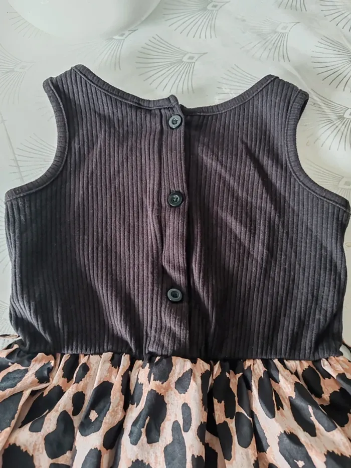 Combi short robe 5 ans - photo numéro 4