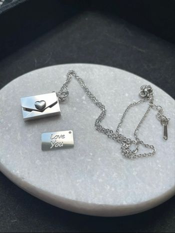 Collier enveloppe love