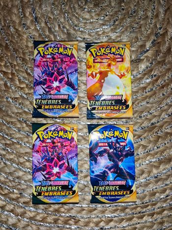 Booster Pokemon - Épée & bouclier : Ténèbres Embrasées
