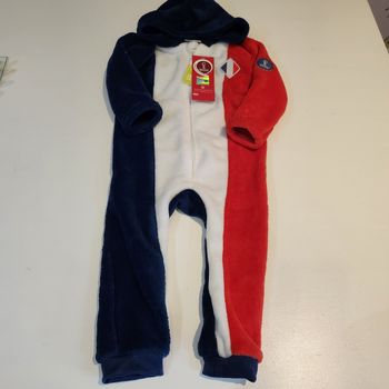 Pyjama polaire fifa neuf 23 mois
