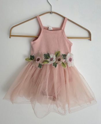 Robe avec body intégré Shein, taille 9/12 mois