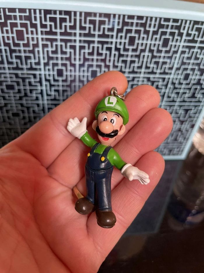 Figurine Porte-clés Sneakers Mario Bross Luigi License - photo numéro 2