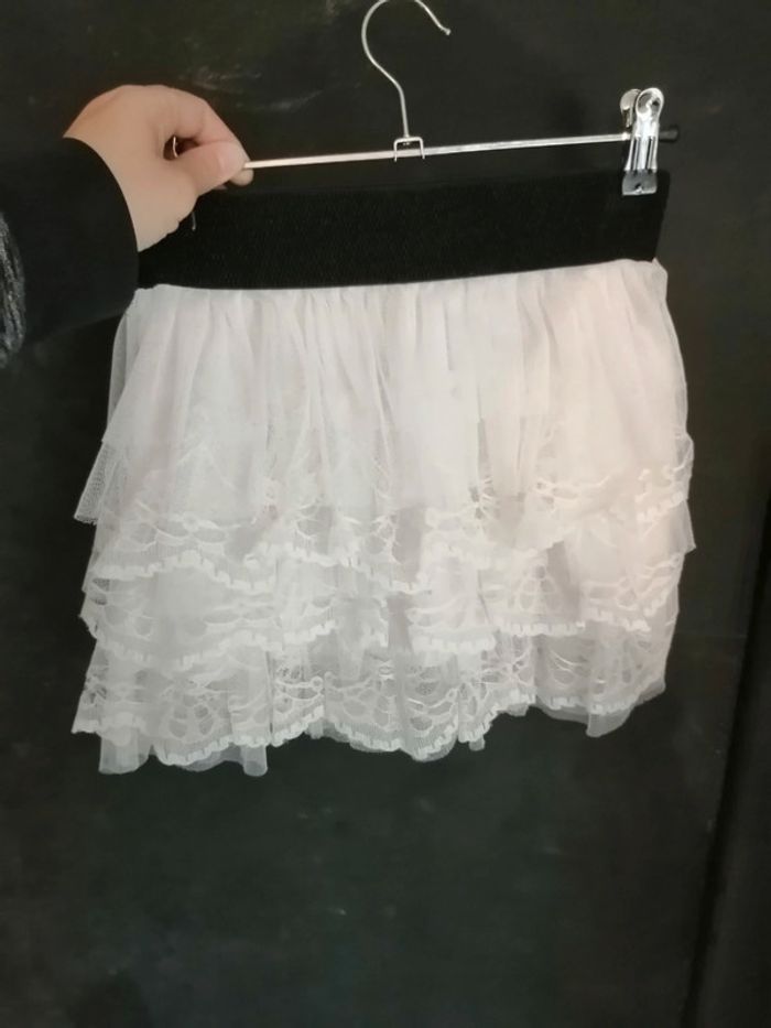 Jupe enfant à froufrou en tulle blanc - photo numéro 3