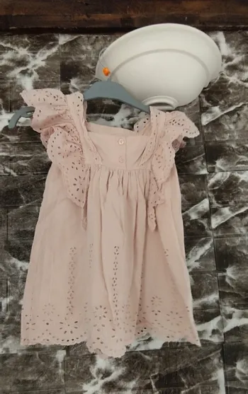 Robe Zara fille brodée