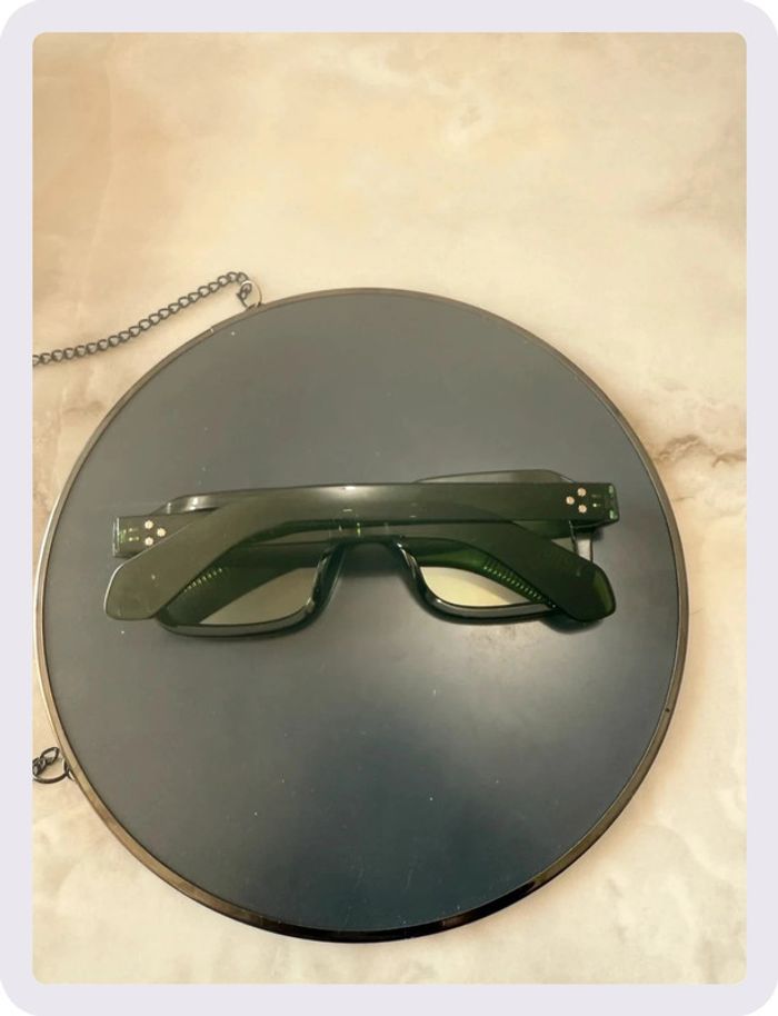 Lunette de soleil carrée verte - photo numéro 2