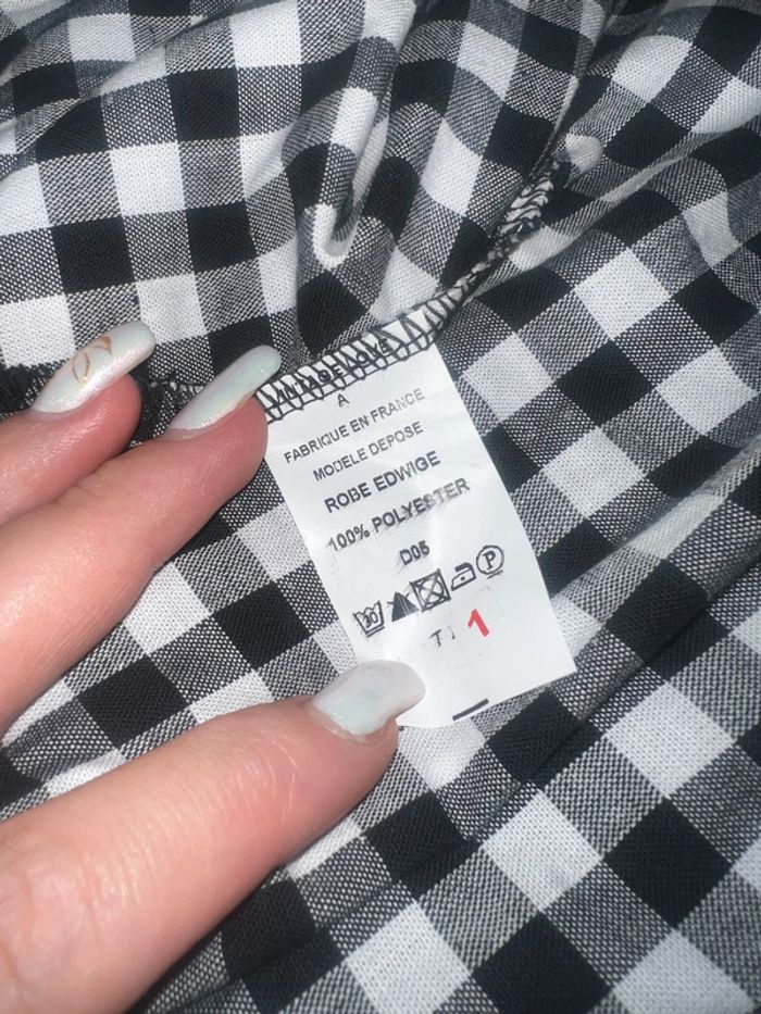 Neuve avec étiquette Robe vintage love taille 1 S M 36 38 blanche et noire à carreaux vichy - photo numéro 6
