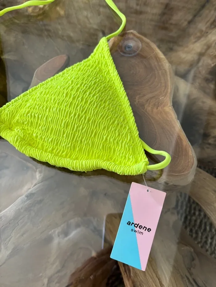 Haut de maillot de bain triangle jaune fluo Ardene - photo numéro 3