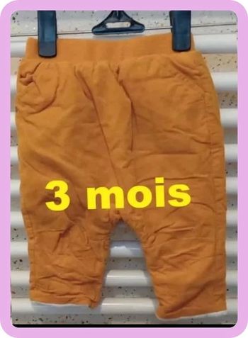 Pantalon en velours  moutarde  Obaïbi  Taille 3  mois