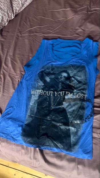 Débardeur fille 10 ans style polo bleu – très bon état  