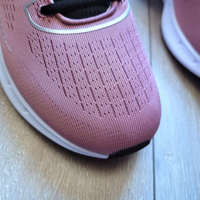 Magnifique paire de basket w nimble, couleur vieux rose violet. Neuve.  Taille 39. Marque champion - photo numéro 3