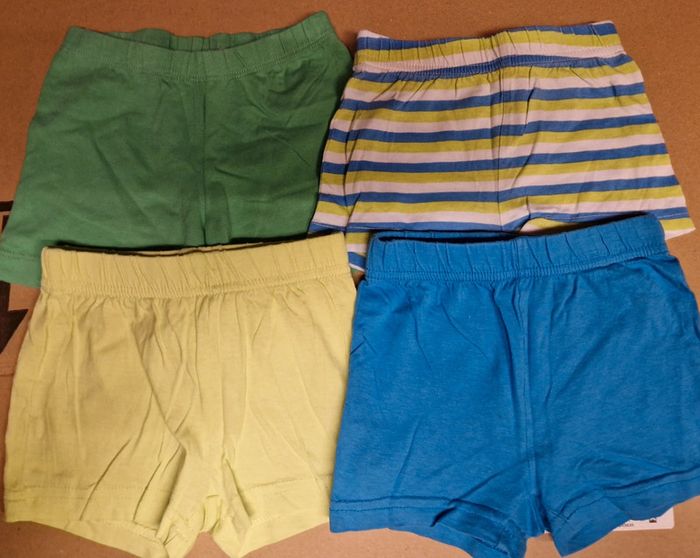 Lot de vêtements 9 - 12 mois - photo numéro 2