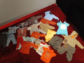 Lot vêtements 6 mois bébé garçon 