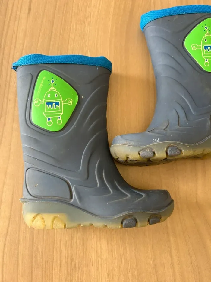 Bottes de pluie pointure 22-23 - photo numéro 2