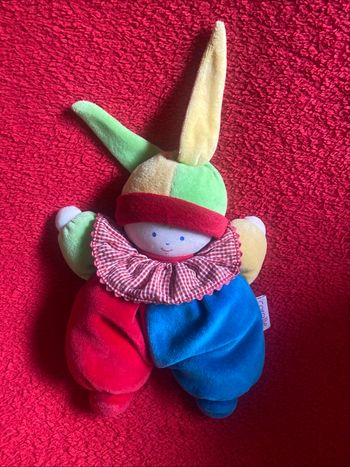 🇫🇷 Peluche Doudou Lutin Multicolore Collerette Vichy Rouge Corolle TTBE