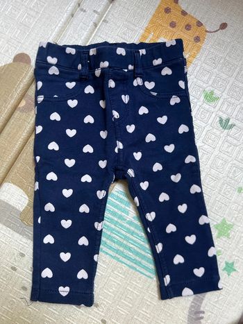 Pantalon marine cœurs blancs