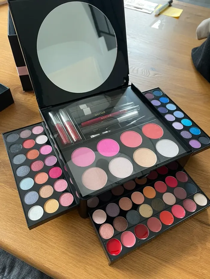 Maquillage