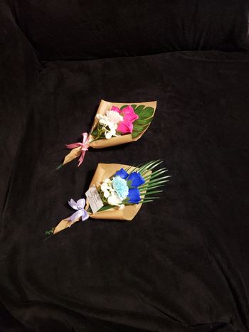 fleurs de savon  cadeau anniversaire Noël mariage...