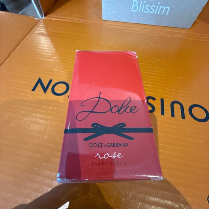 Parfum dolce gabbana ROSE 50ml - photo numéro 2