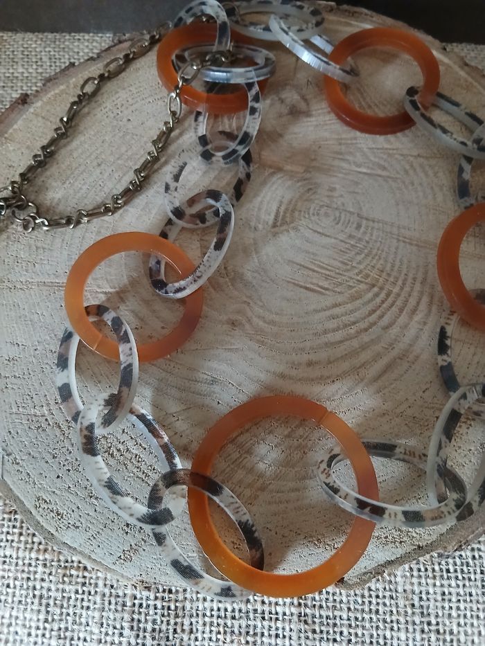 Collier imprimé panthère - photo numéro 2