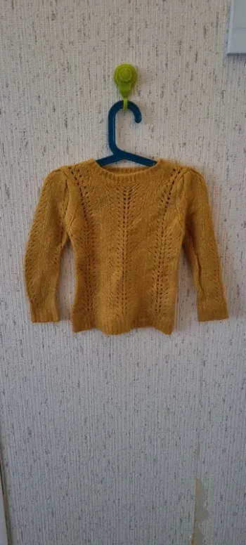 Pull chaud moutarde taille 4 ans kiabi