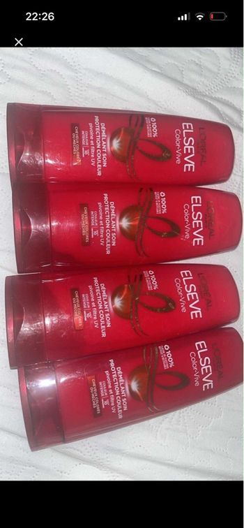 Lot de 4 démêlants Elseve Color vive (protection couleur) 