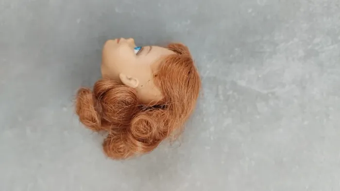 Tête barbie vintage rousse - photo numéro 3