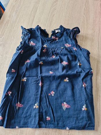 Blouse fleurs. 10 ans.