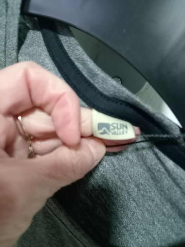 Tee shirt homme taille L - photo numéro 3