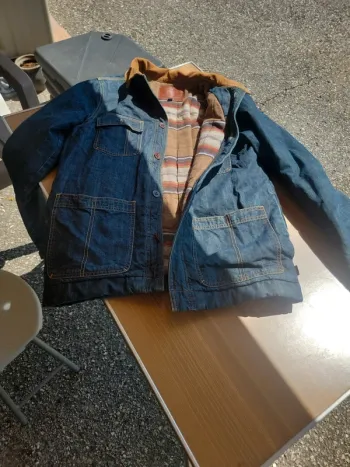 Veste jean taille S VANS