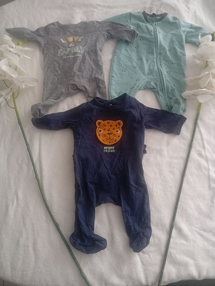 Gros lot Naissance 27 pièces bébé Garçon 1 mois - photo numéro 4