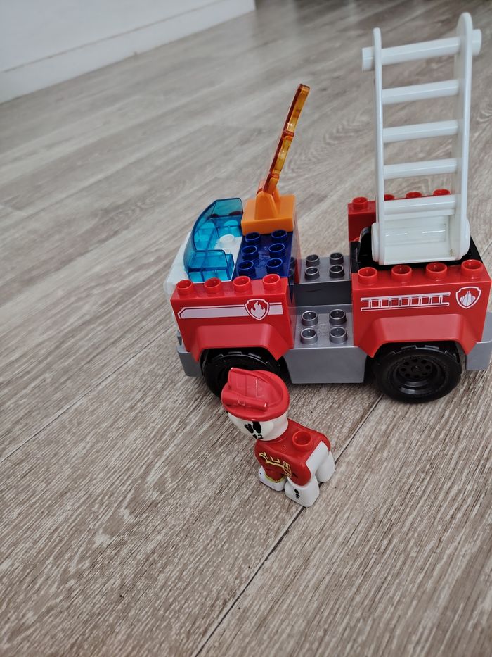 Camion et figurine pat patrouille - photo numéro 2