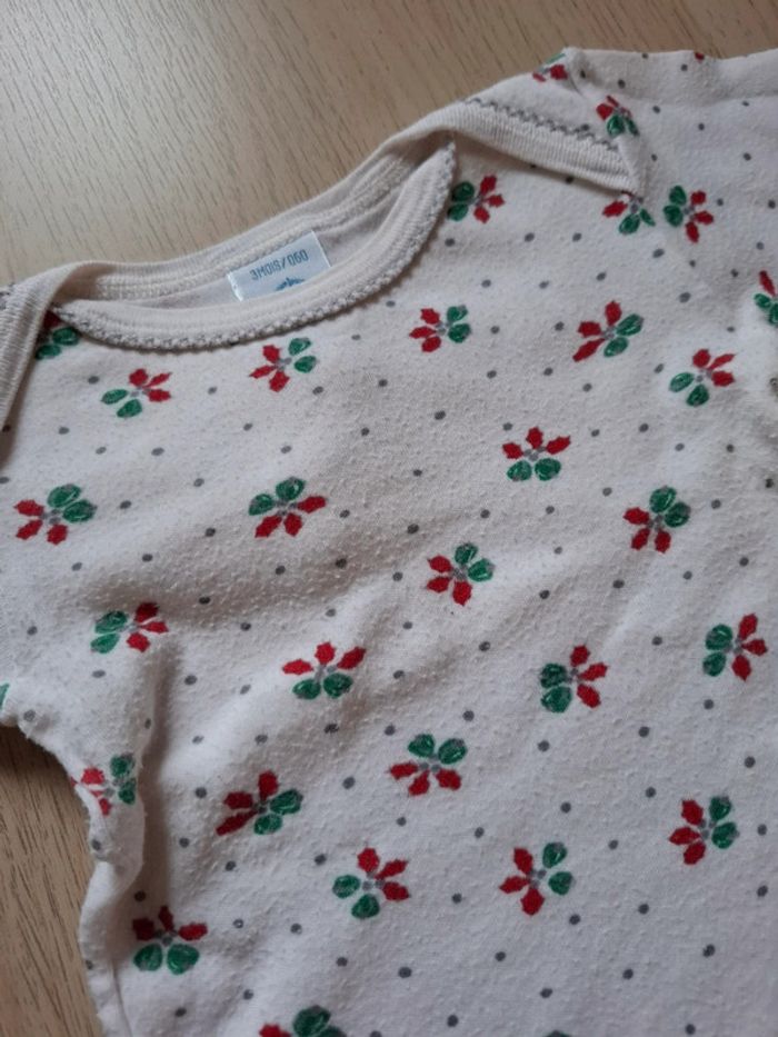 Lot bodies 3 mois - photo numéro 3