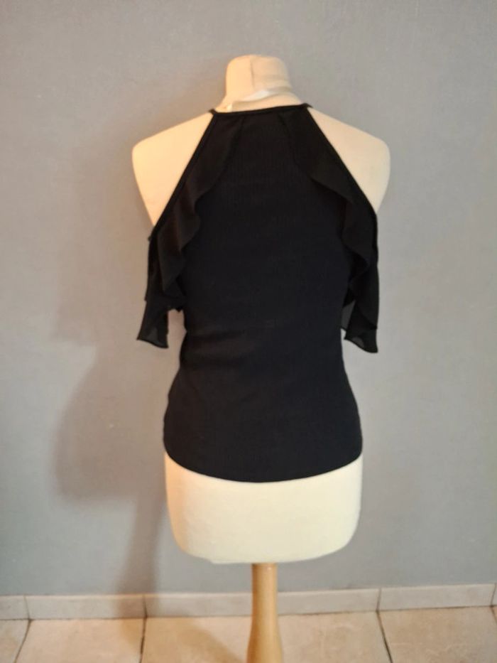 Haut épaule dénudé - photo numéro 7