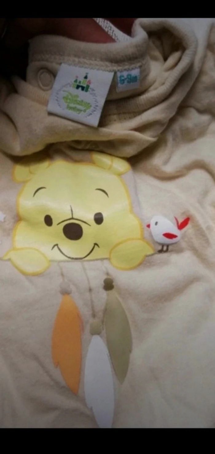 Combinaison 6/9 mois jaune pâle Disney Winnie - photo numéro 2