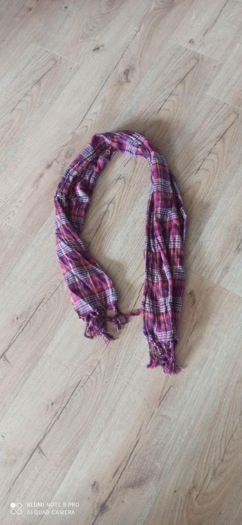 Echarpe a carreaux 4 ans