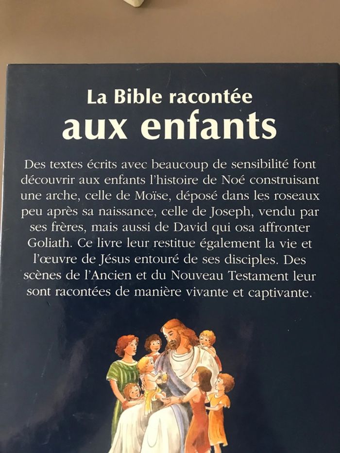 Livre La bible racontée aux enfants - photo numéro 3