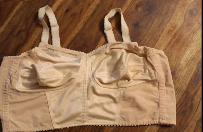 Soutien-Gorge haut - Chair - Extase - 125B - NEUF