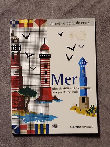 Mer - Plus de 400 motifs à broder aux points de croix Sophie Hélène