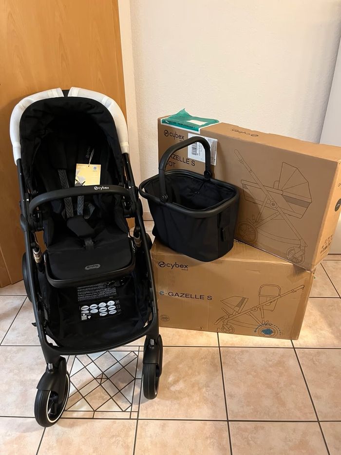 Poussette Cybex e-Gazelle S inutilisée et Neuve