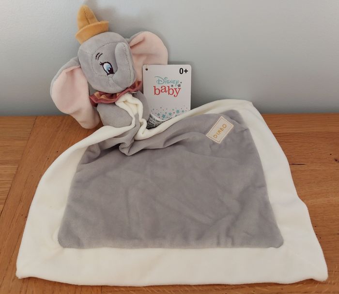 Doudou plat Dumbo éléphant - Disney Baby