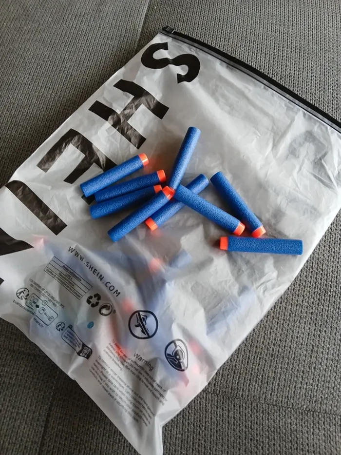Pistolet +fléchettes - photo numéro 2