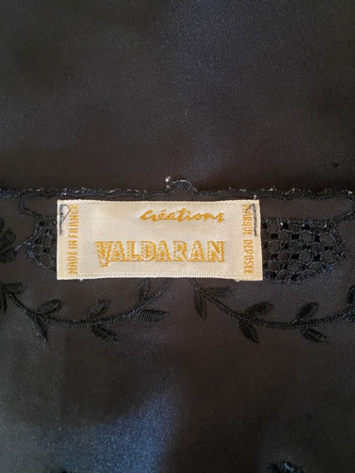 Top Caraco vintage noir avec broderies Créations Valdaran made in France taille M / L - photo numéro 18
