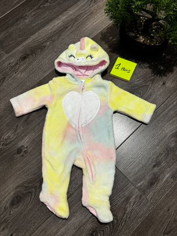Surpyjama/ Combinaison licorne multicolor Tex 1 mois