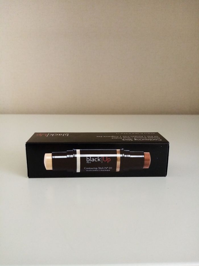 Contouring stick Black up (01)