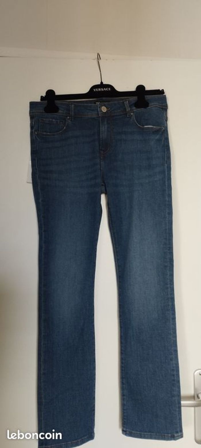 Jeans bleu Homme Neuf 42 - photo numéro 1