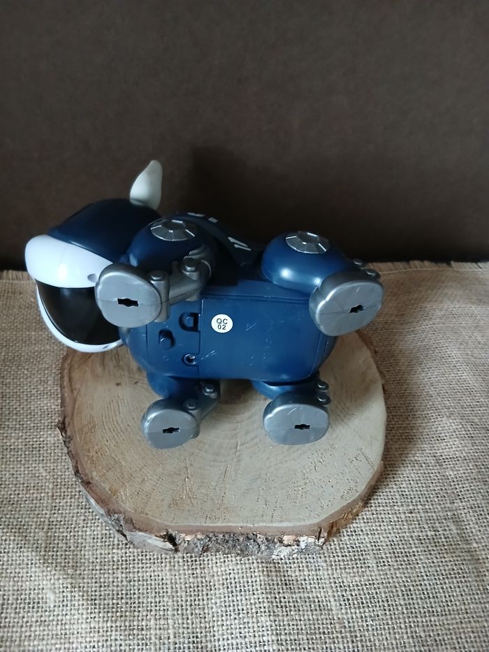 Chien robot bouledogue - photo numéro 7