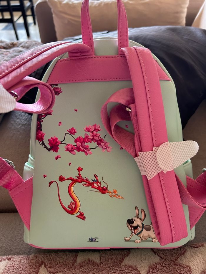 Loungefly Mulan - photo numéro 2