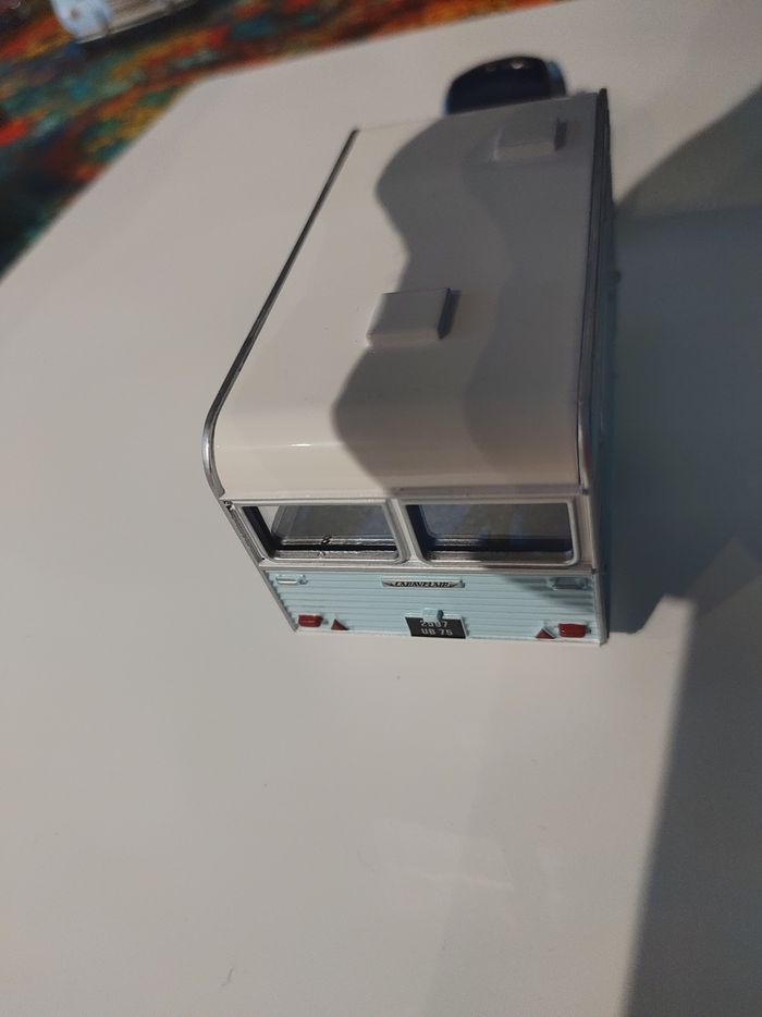 Ds Citroën avec caravane bleu - photo numéro 4